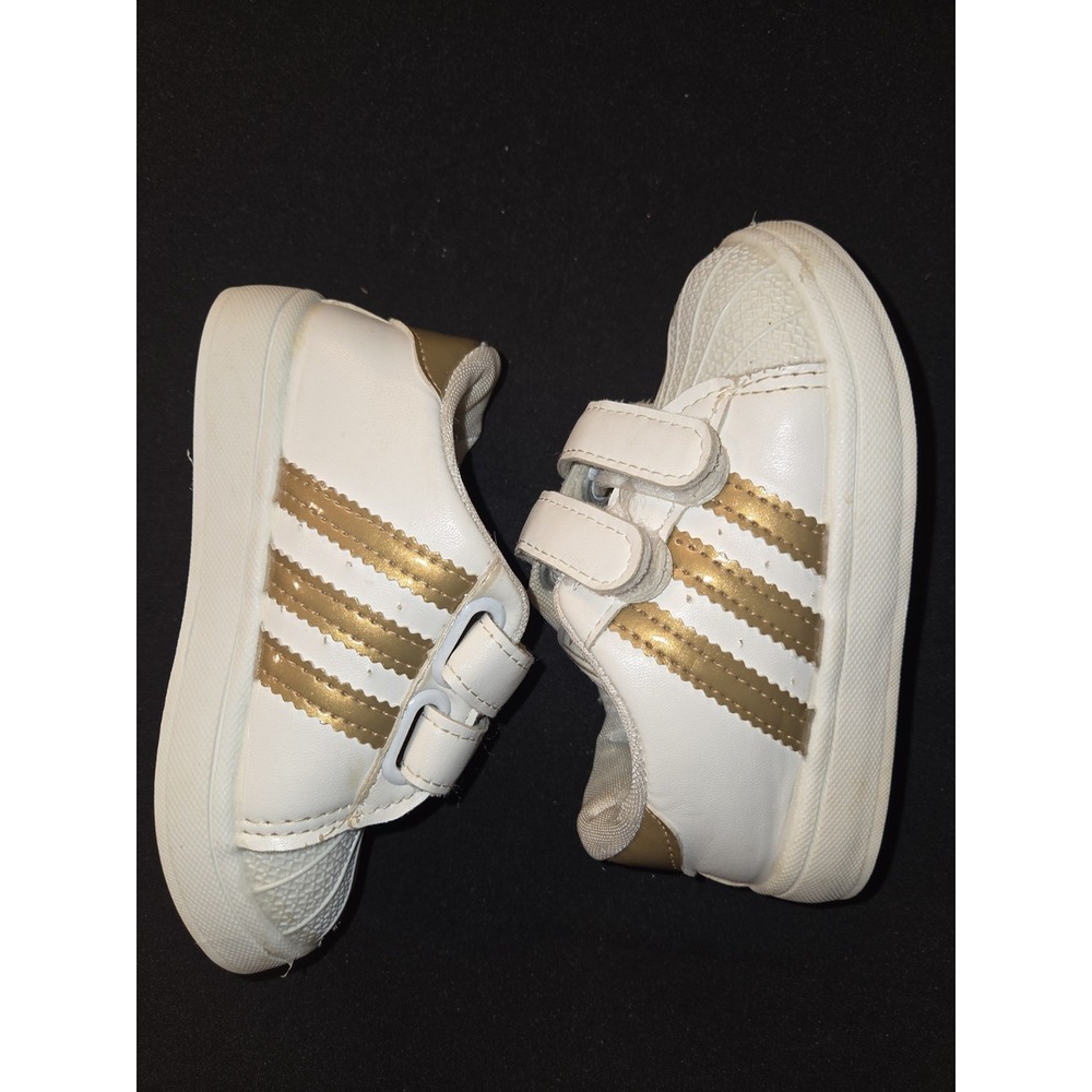 ADIDAS Grand Court Toddler Strap Close Sneakers Shoes White Gold Size 6 Kids